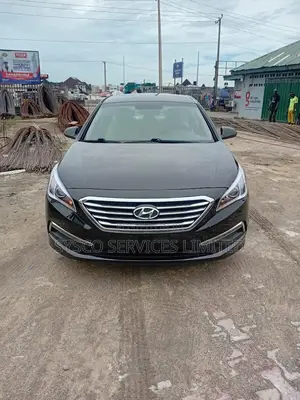 Hyundai Sonata SE 4dr Sedan (2.4L 4cyl 6A) 2015 Black