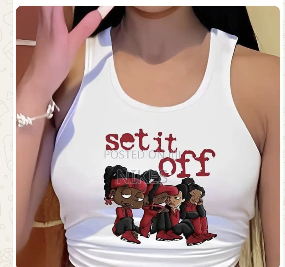 Armless Female Crop Tops