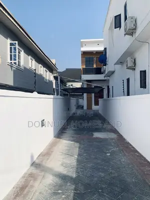 4bdrm Duplex in Sangotedo for rent