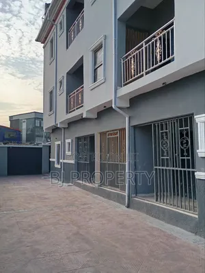 2bdrm Block of Flats in F14, Kubwa for rent