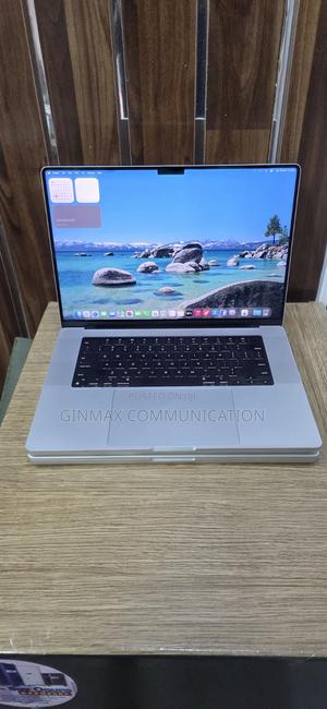 Laptop Apple MacBook Pro 2023 M3 Pro 18GB Apple M3 Pro SSD 512GB