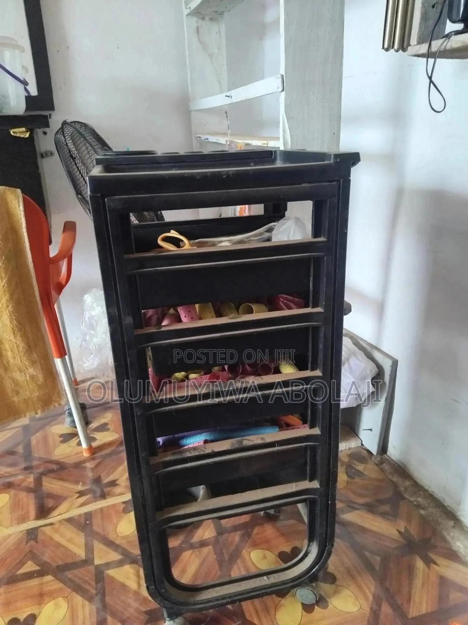 Saloon Trolley