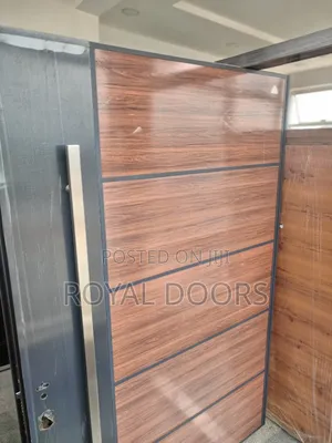 Dover Premium Security Pivot Door