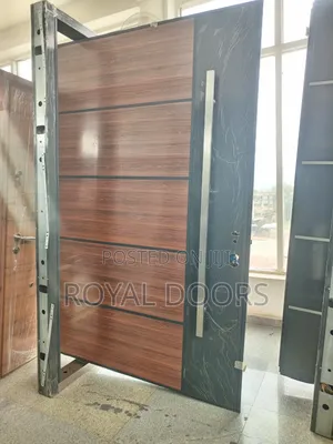 Dover Premium Security Pivot Door