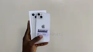 Apple iPhone 13 256 GB White