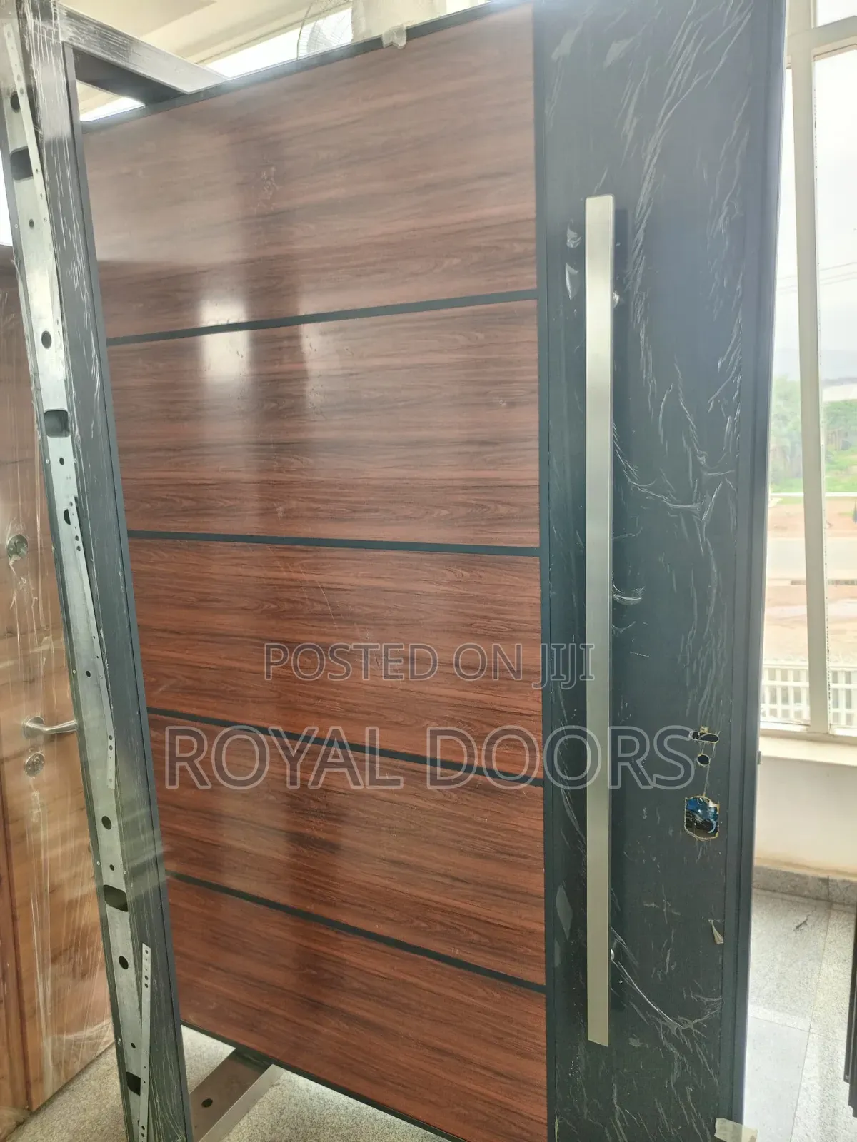 Dover Premium Security Pivot Door