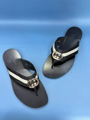 *Brand New Leather Sole Gucci Slippers* *Available