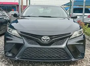Toyota Camry SE FWD 2020 Matt Black