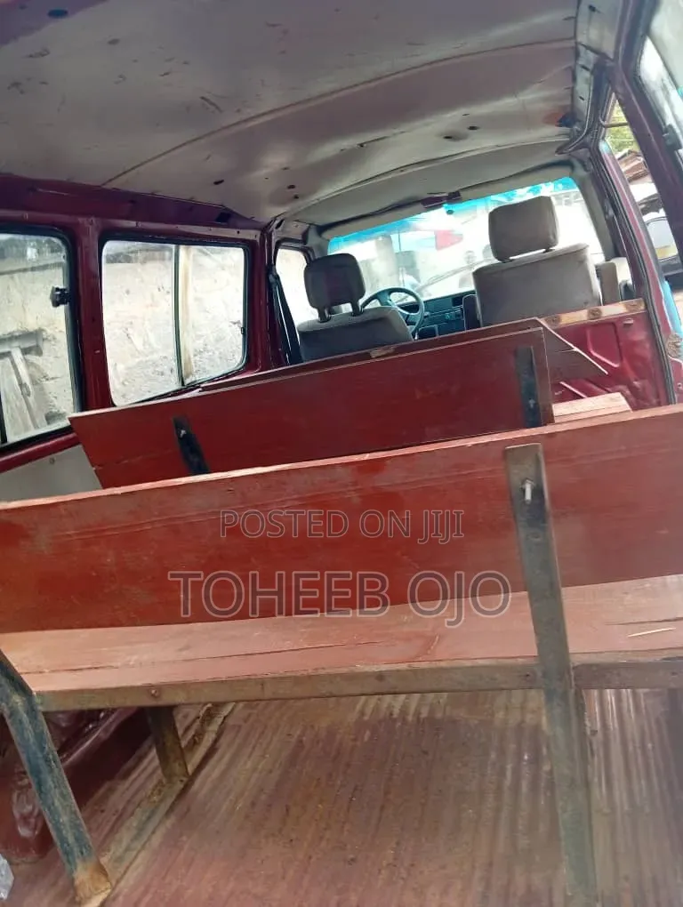 Volkswagen Transporter 1985 Blue