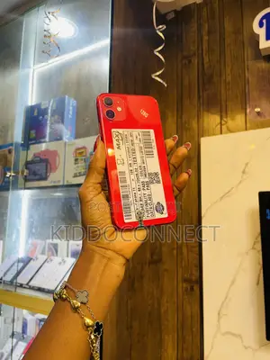 Apple iPhone 11 128 GB Red