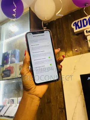 Apple iPhone 11 128 GB Red
