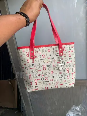 Tote and Ladies Handbags, Good Quality and Affordable