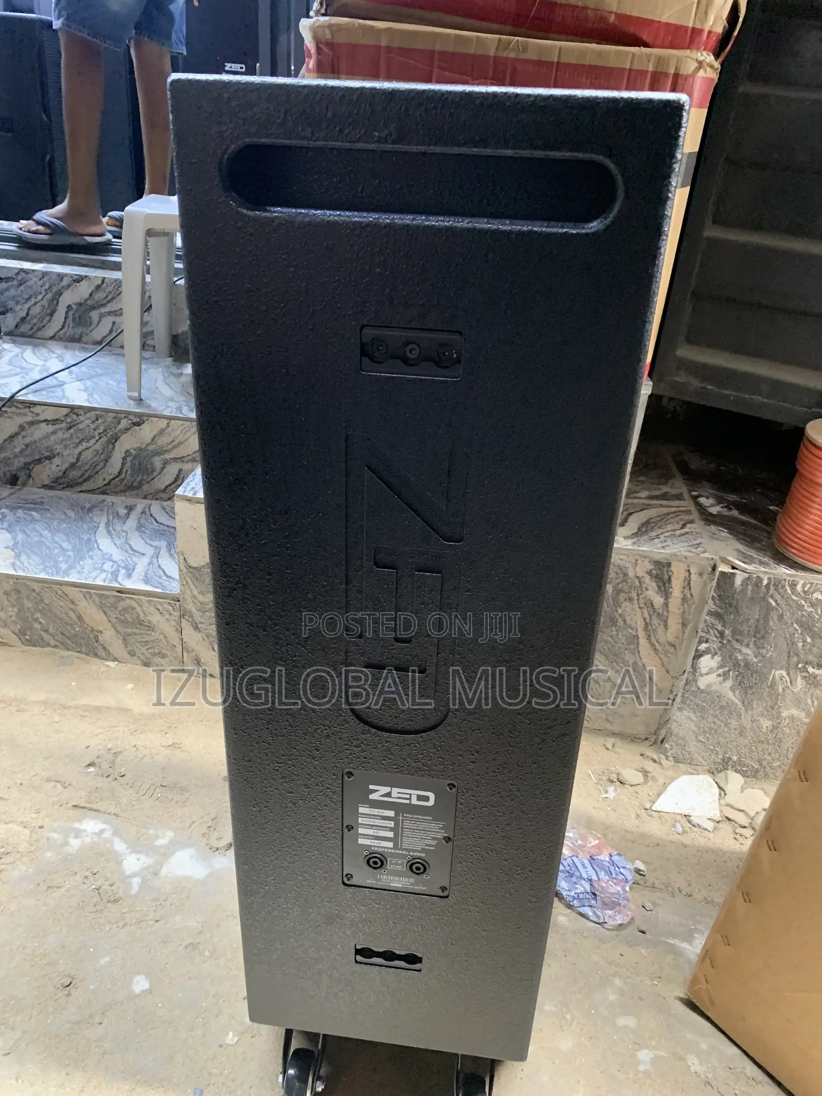 Zed Td-825 Full Range Professional Speaker