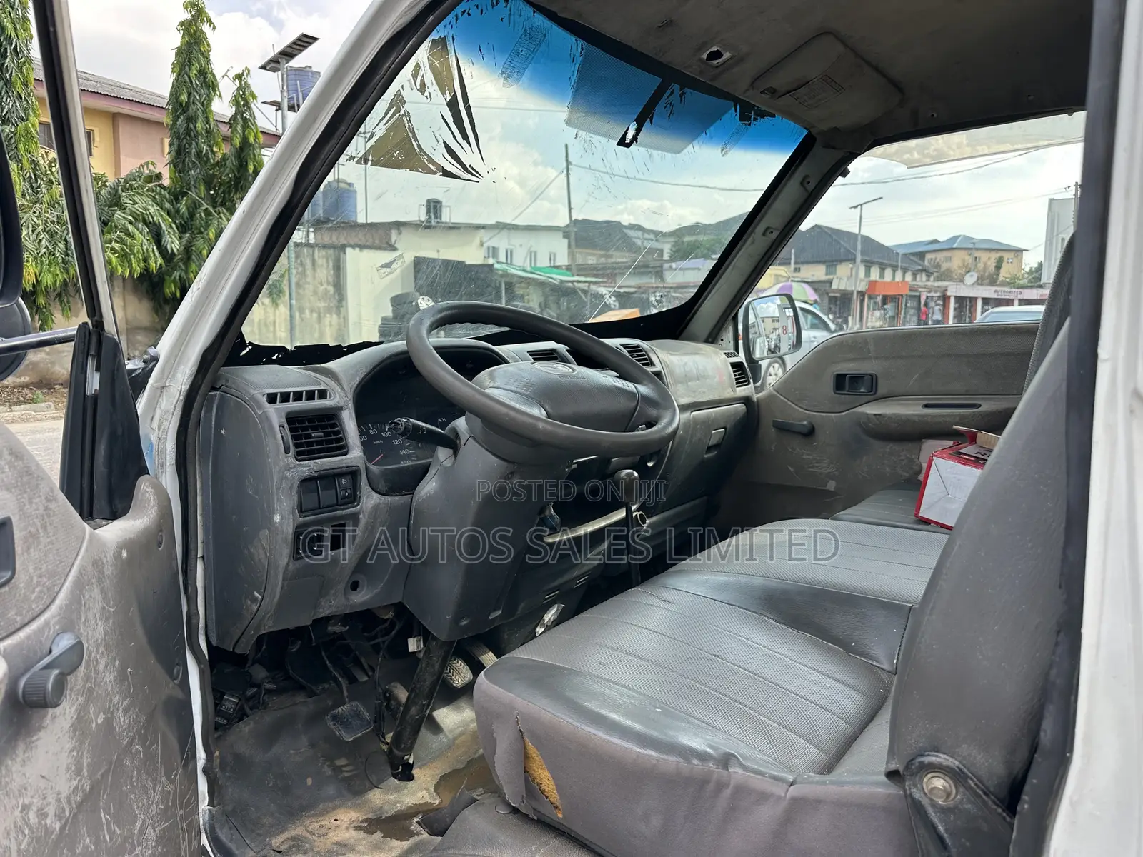 Mazda Bongo 2000 Model
