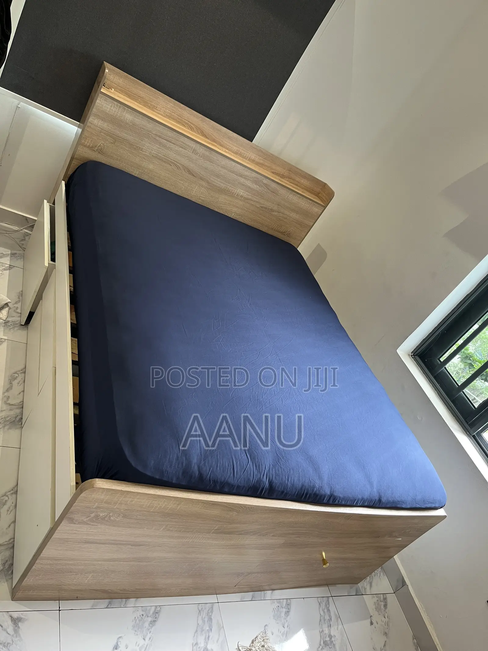 4 X 6 Bedframe