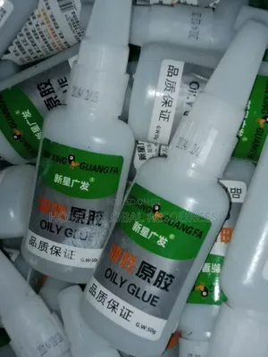 High Strength Super Adhesive Oily Glue