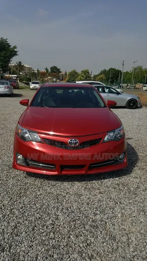 Toyota Camry 2012 Red