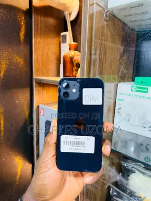 New Apple iPhone 12 64 GB