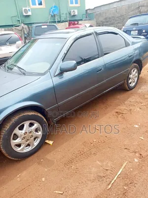 Toyota Camry 2002 Blue