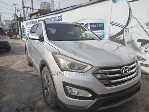 Hyundai Santa Fe GLS 4dr SUV AWD (3.3L 6cyl 6A) 2014 Silver