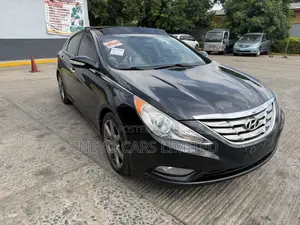 Hyundai Sonata Limited Sedan FWD (2.4L 4cyl 6A) 2012 Black