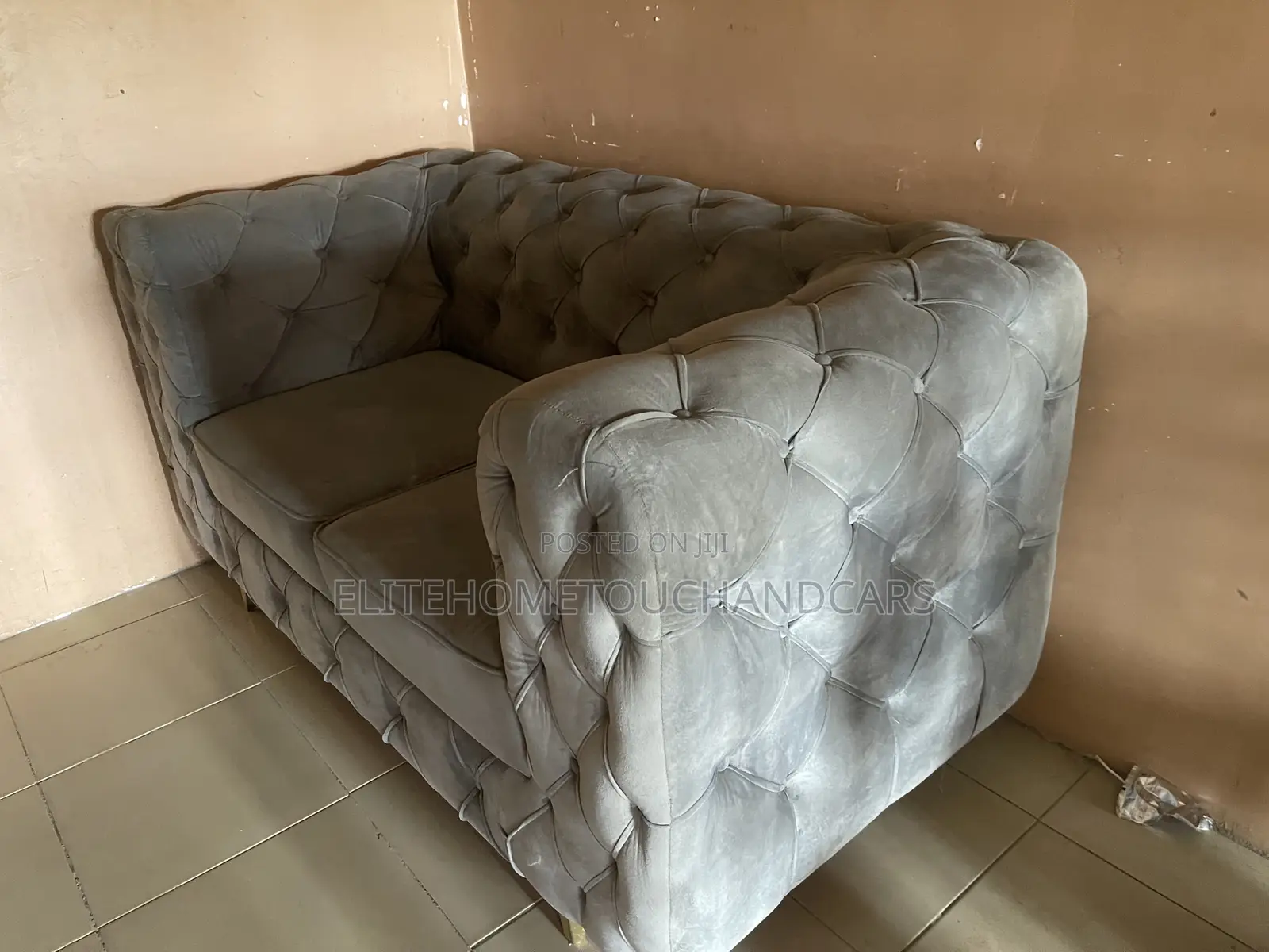 Neat Fairly Used 2-Seater Grey Couch – Comfortable