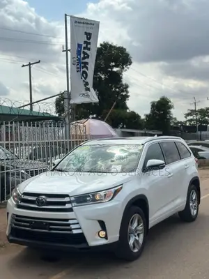 Toyota Highlander Limited 4x4 V6 (3.5L 6cyl 8A) 2018 White