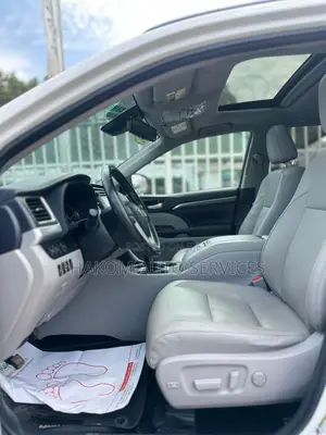 Toyota Highlander Limited 4x4 V6 (3.5L 6cyl 8A) 2018 White