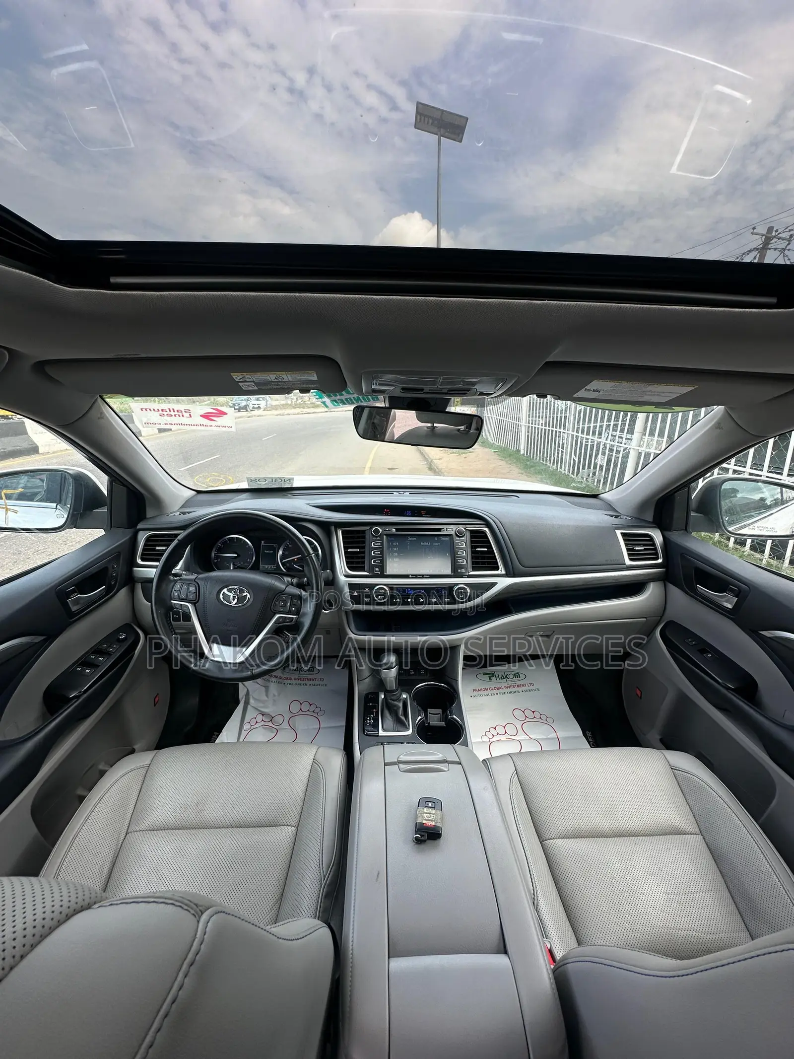 Toyota Highlander Limited 4x4 V6 (3.5L 6cyl 8A) 2018 White