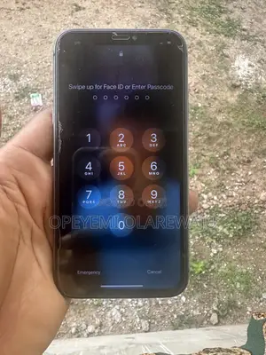 Apple iPhone 11 64 GB Black