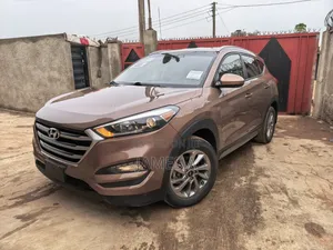 Hyundai Tucson Sport AWD 2017 Brown