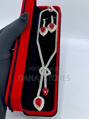 Zirconia Iced Necklace and Earrings Female