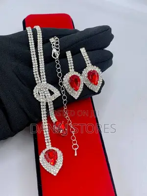 Zirconia Iced Necklace and Earrings Female