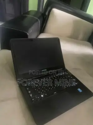 Laptop Samsung NP900X3E 4GB Intel SSD 128GB