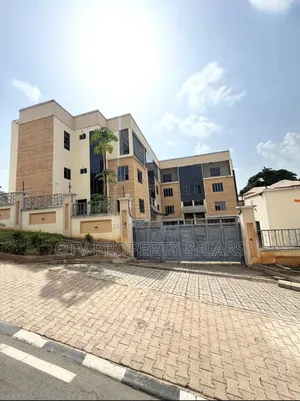 4bdrm Townhouse / Terrace in Maitama for rent