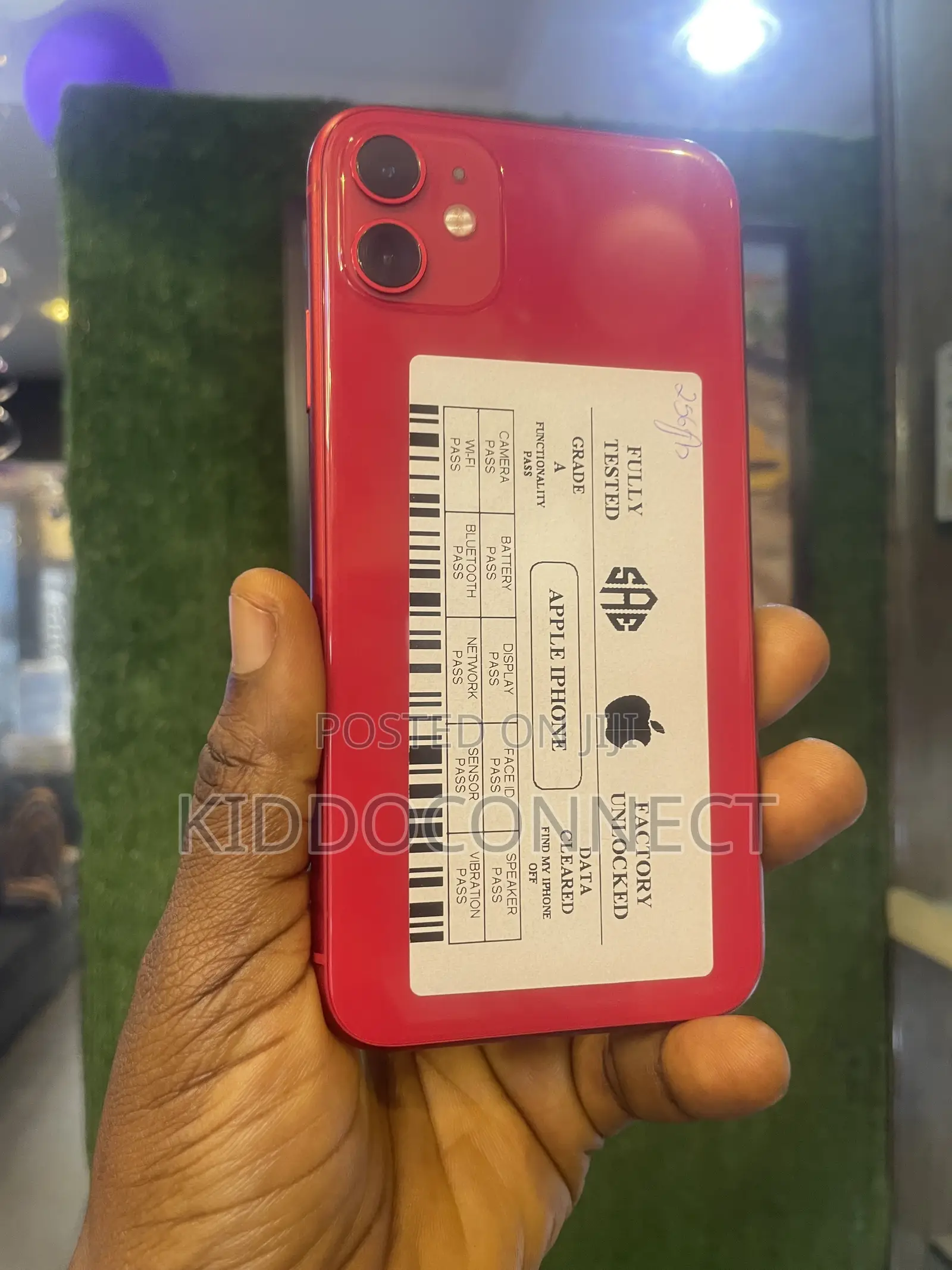 Apple iPhone 11 256 GB Red
