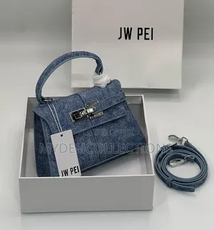*Jw Pel*
*Top Notch Quality *
*Fully Boxed *