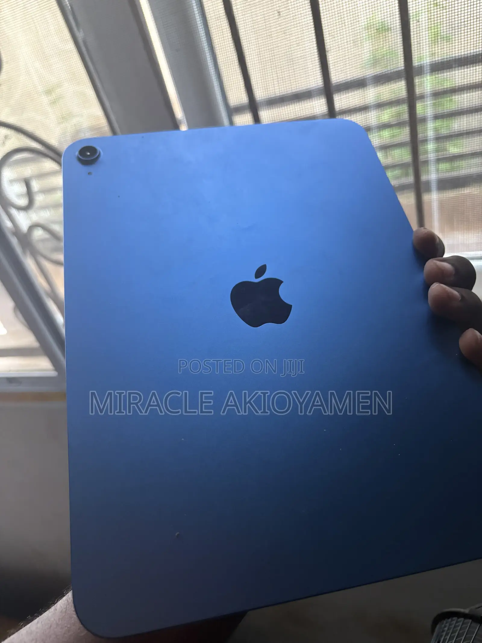 Apple iPad (2025) 128 GB Blue
