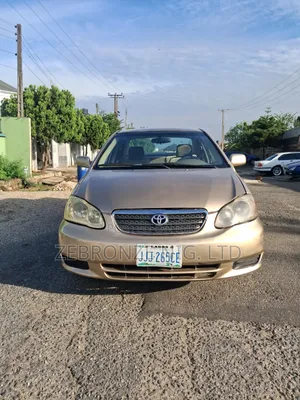 Toyota Corolla 1.4 2004 Gold