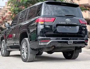 New Toyota Land Cruiser LC300 2025 Black