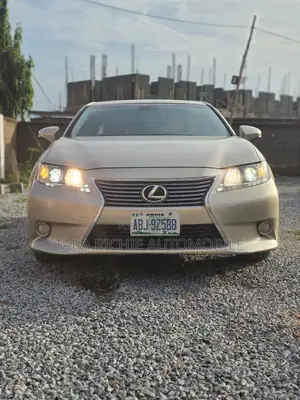 Lexus ES 2014 Gold