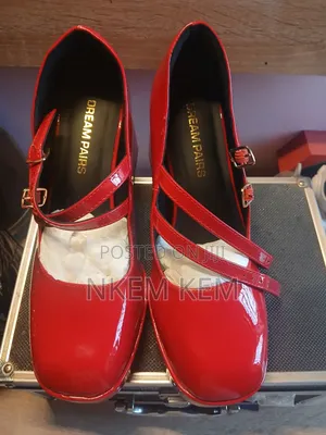 Dream Pair Shoes