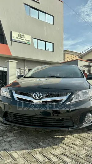 Toyota Corolla 2010 Black