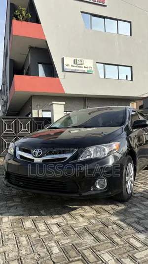 Toyota Corolla 2010 Black