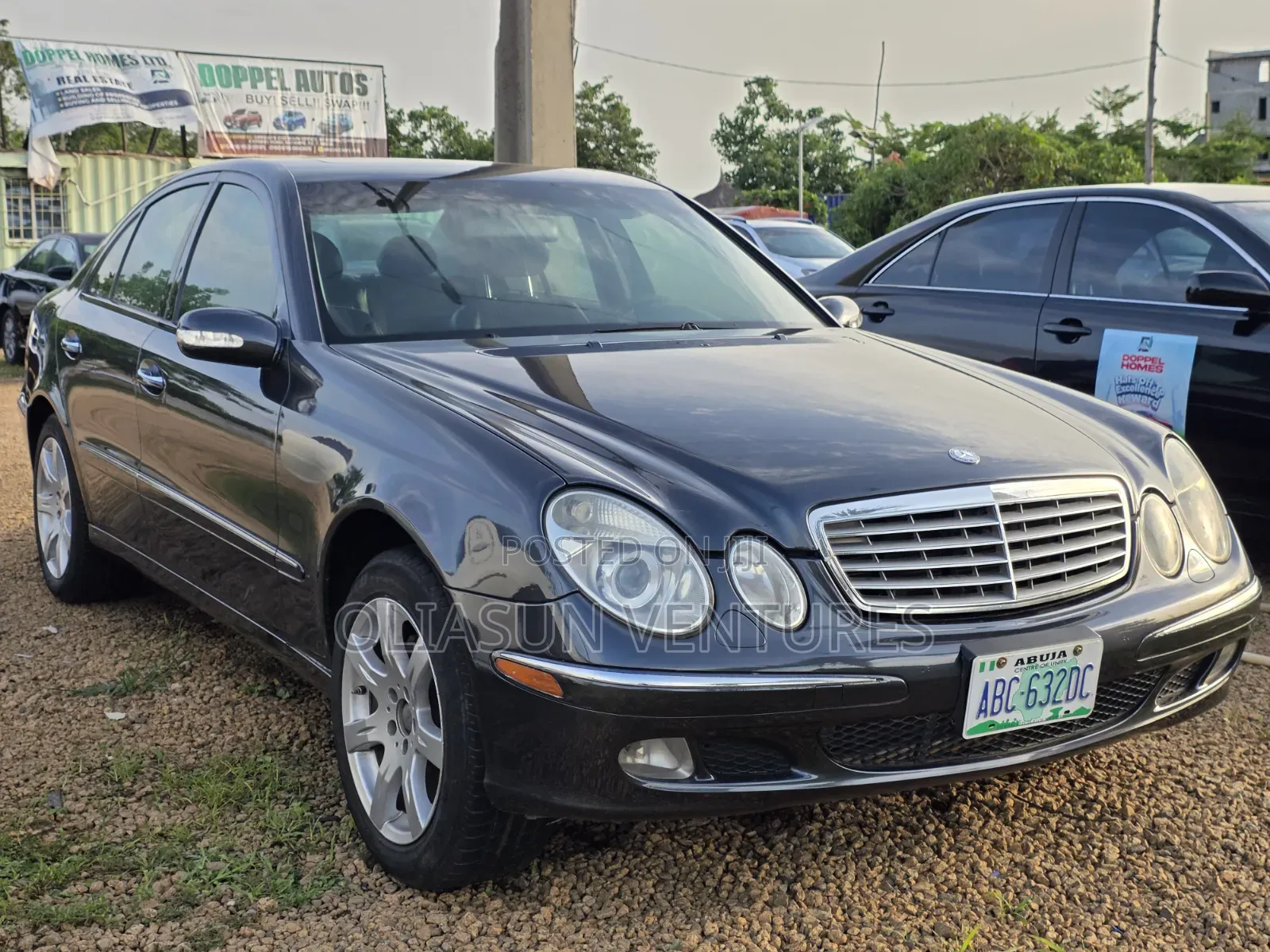 Mercedes-Benz E320 2004 Blue
