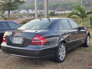 Mercedes-Benz E320 2004 Blue