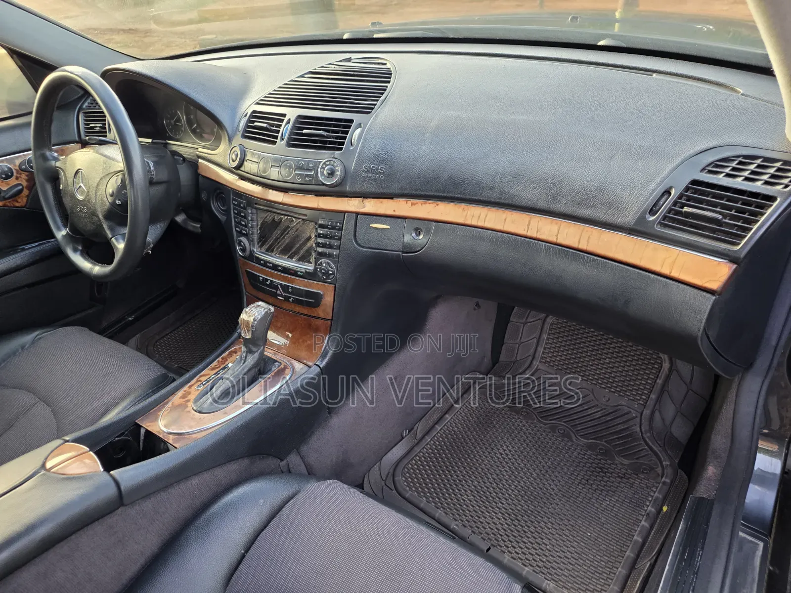 Mercedes-Benz E320 2004 Blue