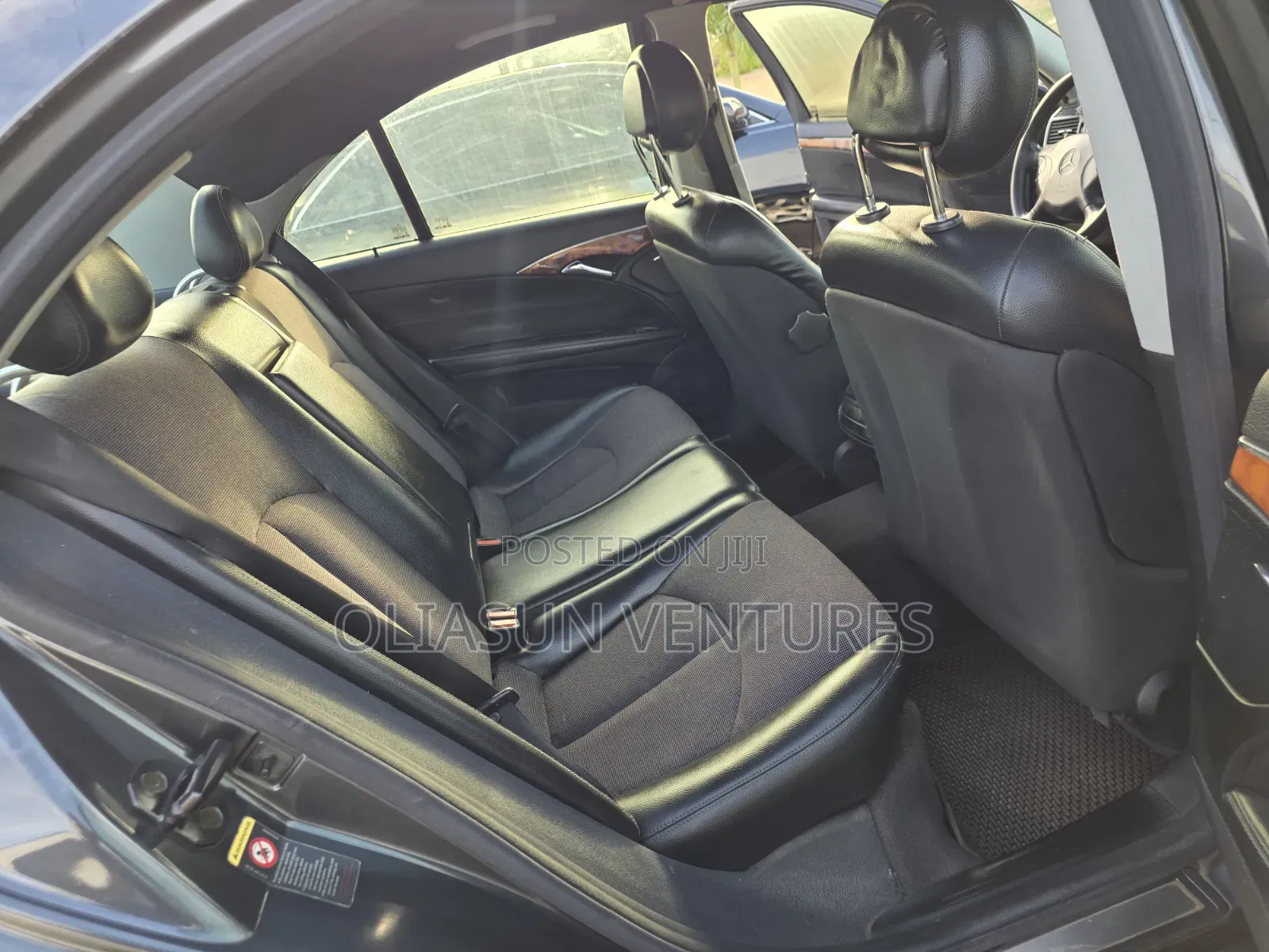 Mercedes-Benz E320 2004 Blue