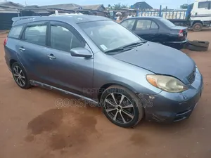 Toyota Matrix Standard FWD (1.8L 4cyl 5M) 2004 Blue