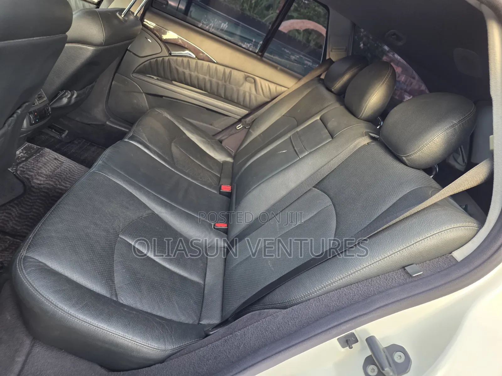 Mercedes-Benz E350 2007 White